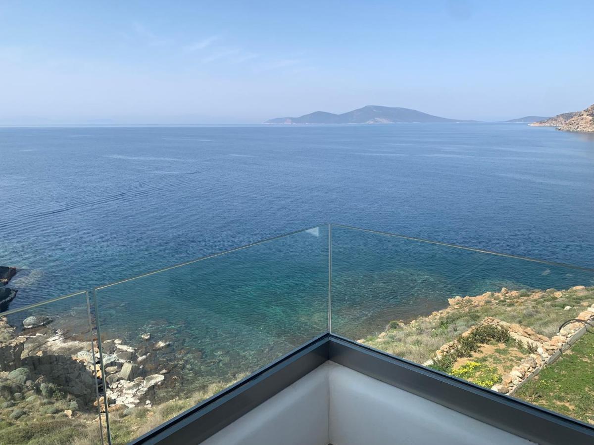 On The Rocks Apartment Karystos  Exterior foto